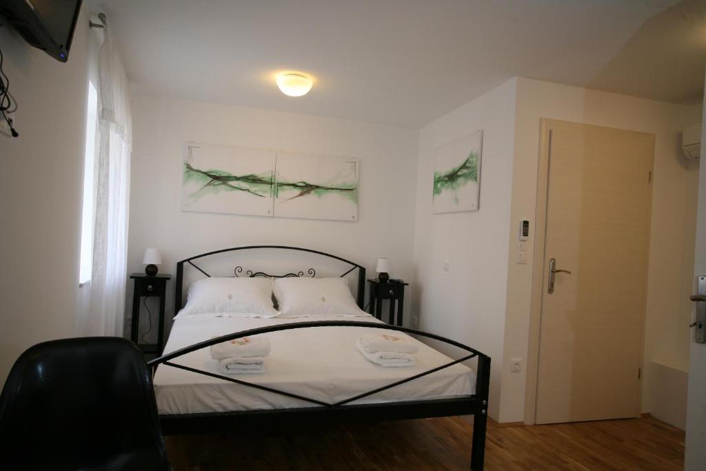 Rooms Beljan Τρογκίρ Δωμάτιο φωτογραφία